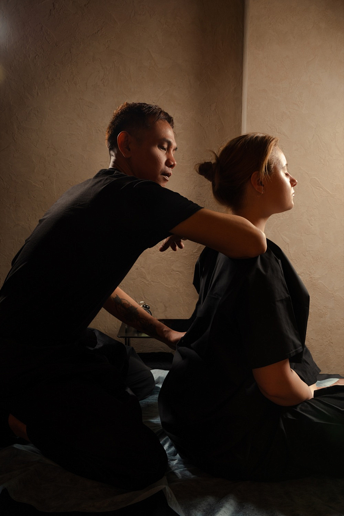 Традиционный тайский массаж в кимоно